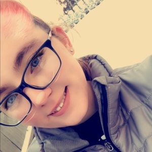 Meet your Posher, Brianna